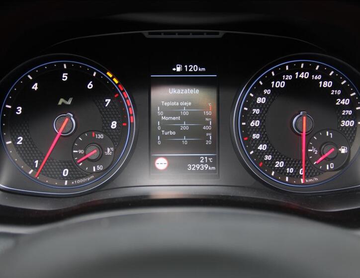 Hyundai i30 38