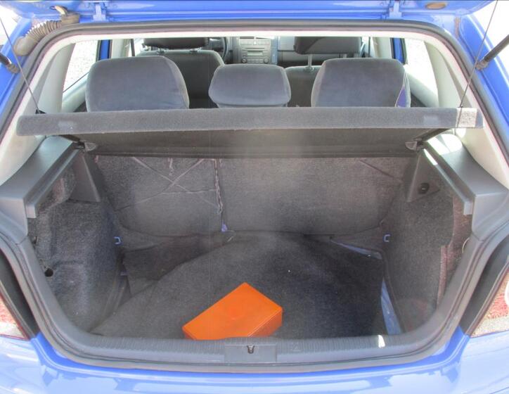 Volkswagen Polo 9
