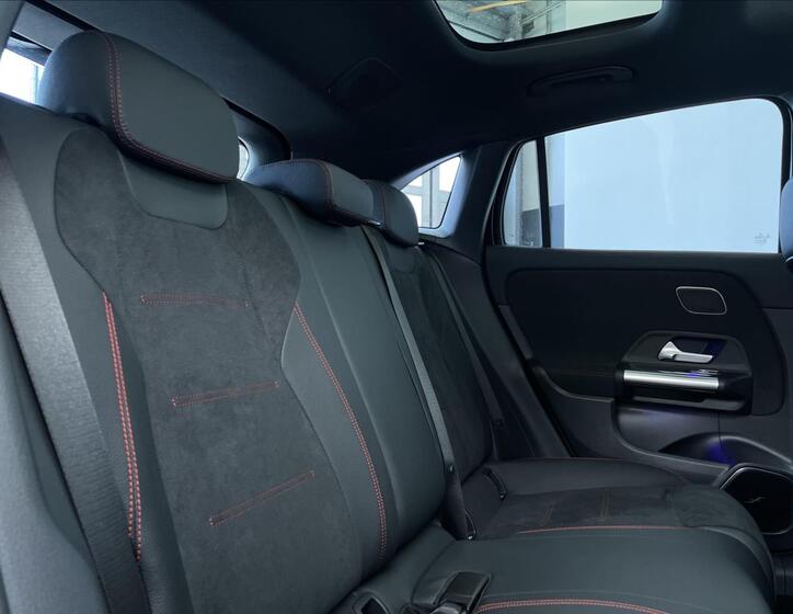 Mercedes-Benz GLA 19
