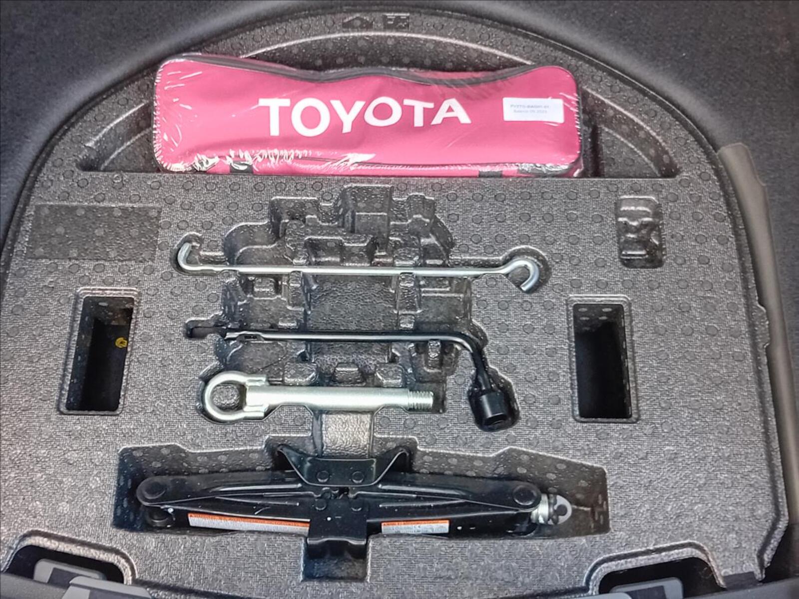 Toyota Corolla 12