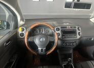 Volkswagen Golf 24