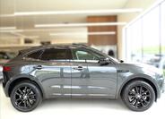 Jaguar E-Pace 3