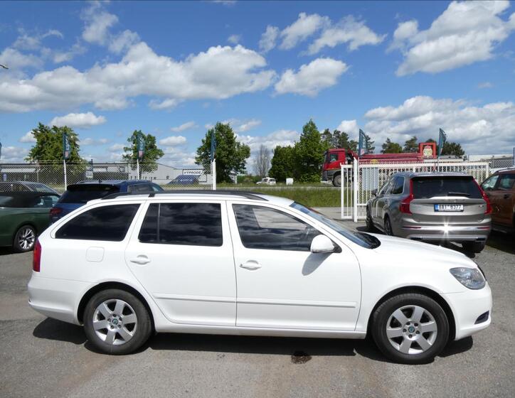 Škoda Octavia 10