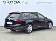 Volkswagen Passat 2