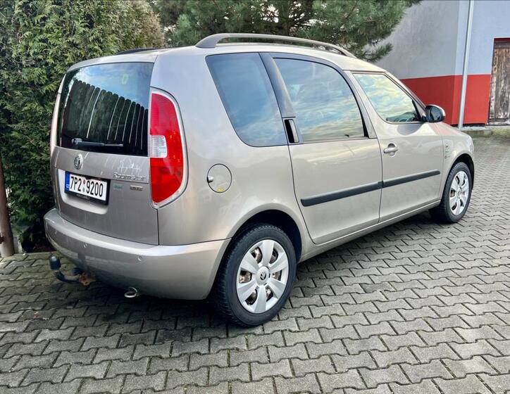 Škoda Roomster 5