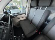 Volkswagen Transporter 9