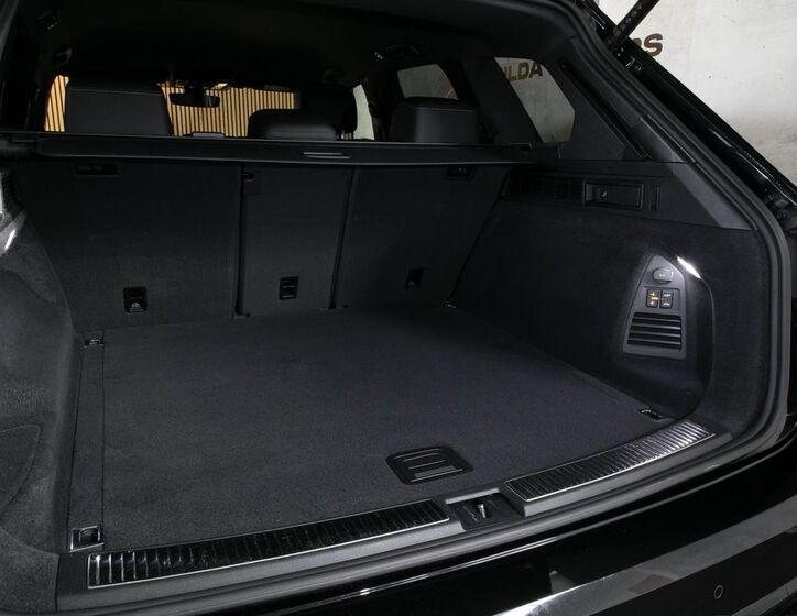 Volkswagen Touareg 40