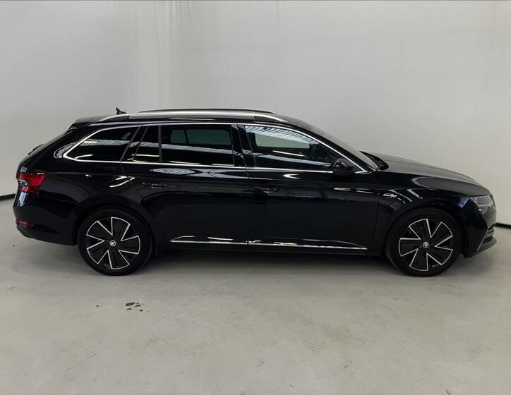 Škoda Superb 3