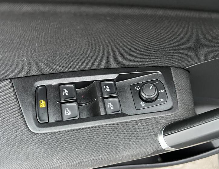 Volkswagen Touran 26