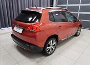 Peugeot 2008 4
