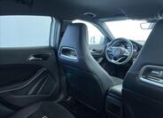 Mercedes-Benz GLA 21