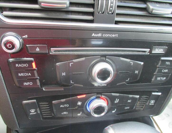 Audi Q5 25