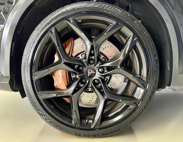 Cupra Formentor 9