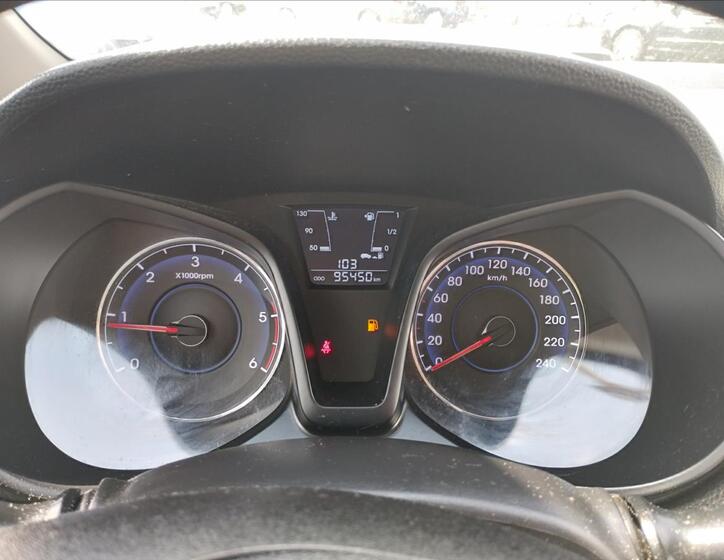 Hyundai ix20 11