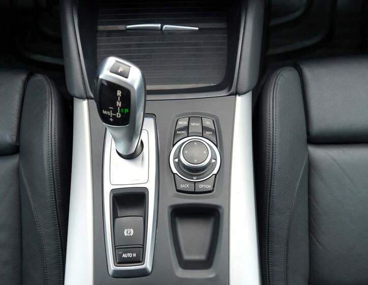 BMW X6 33