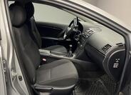 Toyota Avensis 8