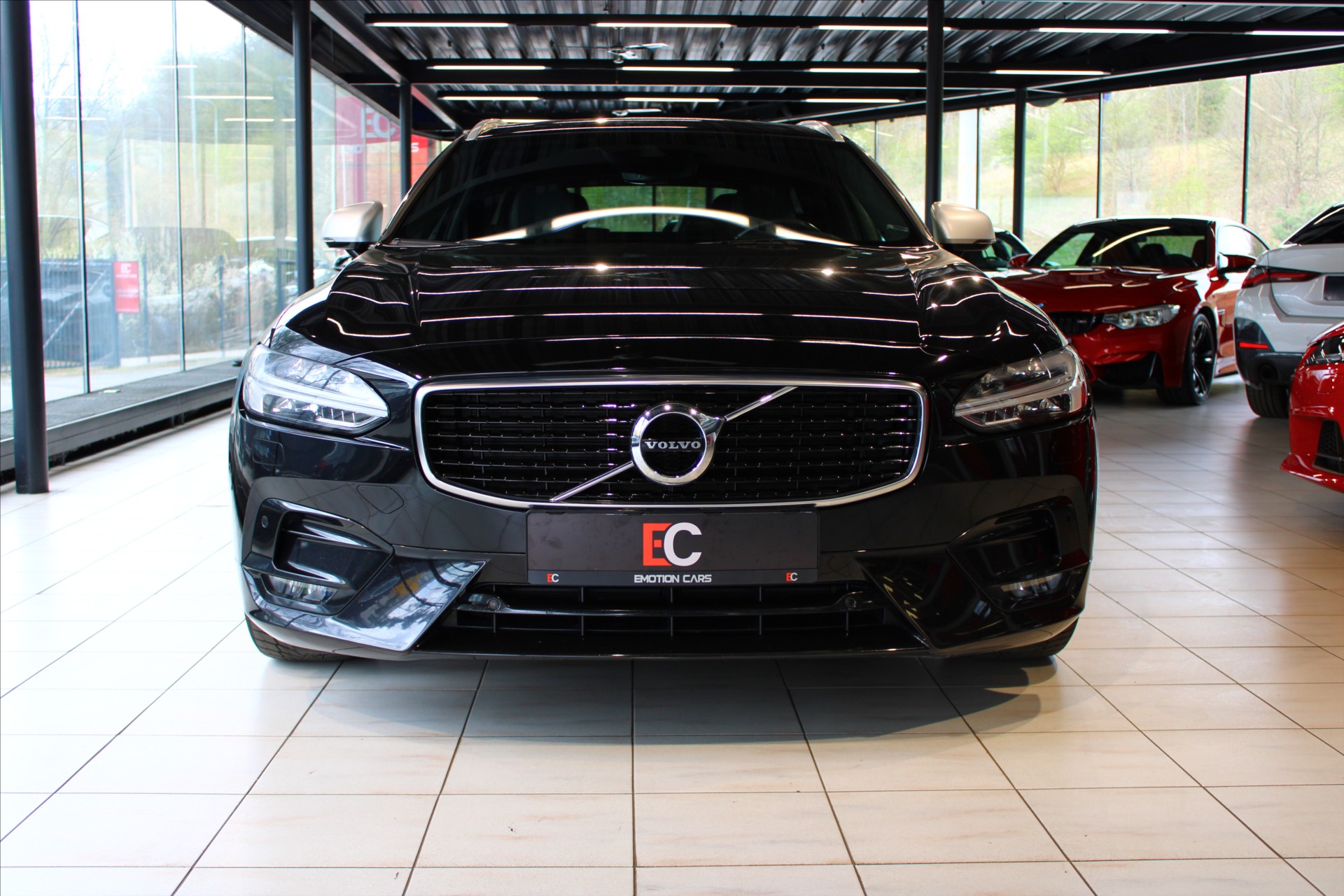 Volvo V90