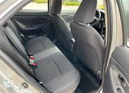 Toyota Yaris Cross 16