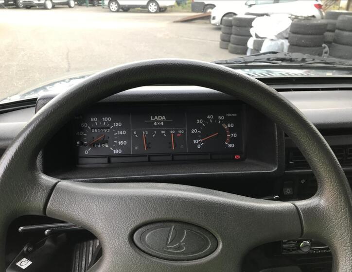 Lada Niva 10