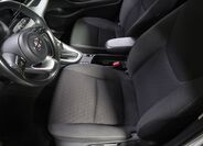 Toyota Yaris 9
