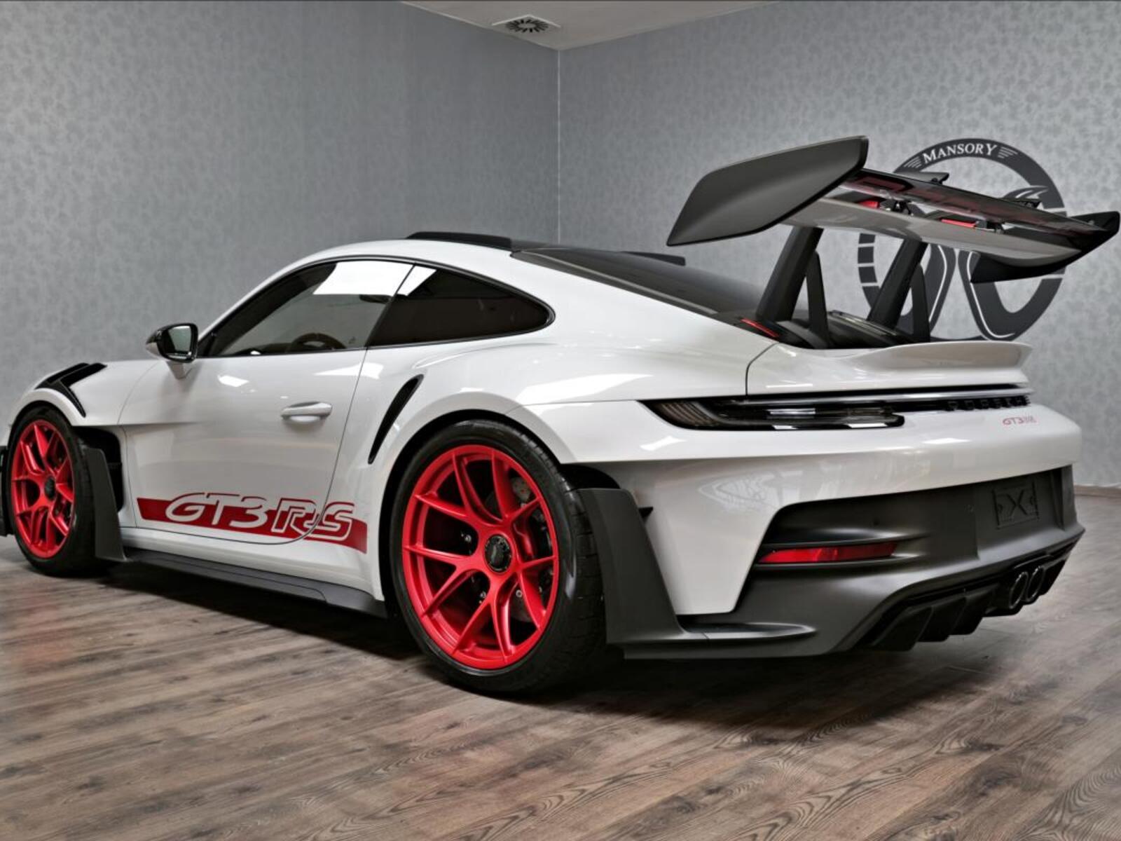Porsche 911 8