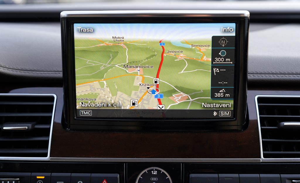 Audi A8
