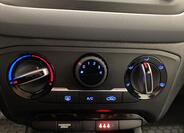 Hyundai i20 15