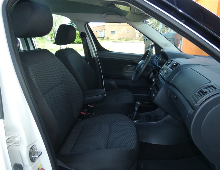 Škoda Roomster 12