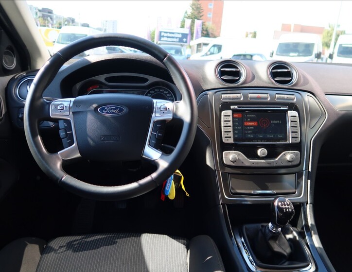 Ford Mondeo 13