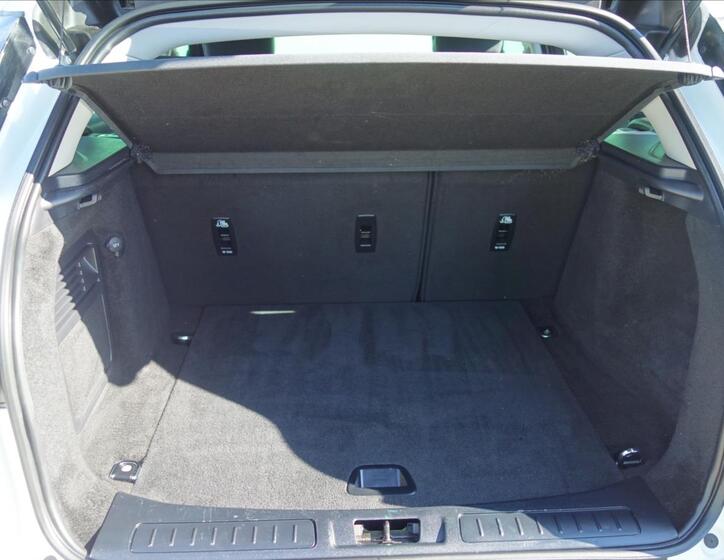 Land Rover Range Rover Evoque 30
