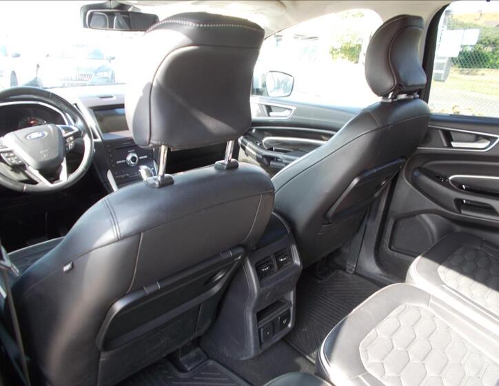 Ford S-MAX 18