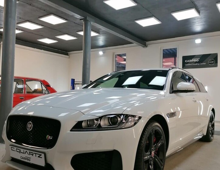 Jaguar XF 2