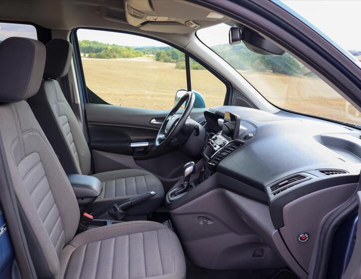 Ford Tourneo Connect 15