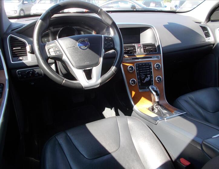 Volvo XC60 17