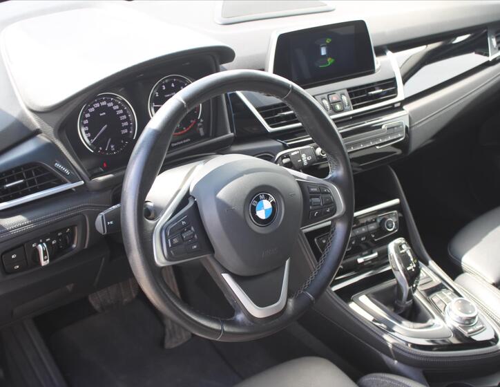 BMW Řada 2 14