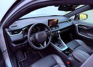Toyota RAV4 16