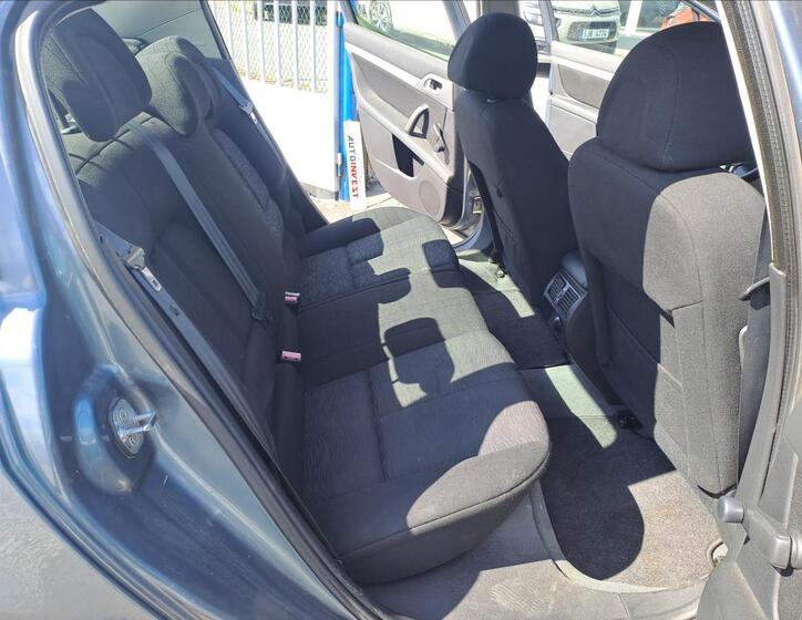 Peugeot 407 7