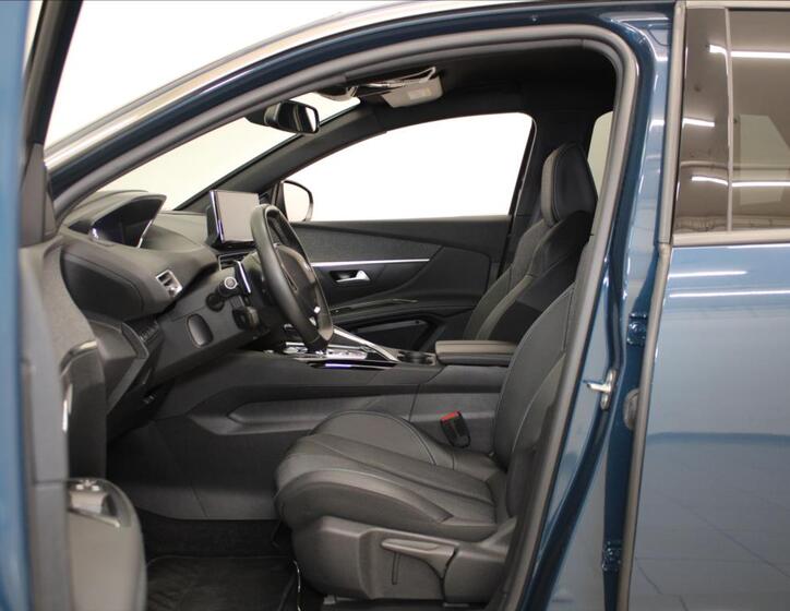 Peugeot 3008 6