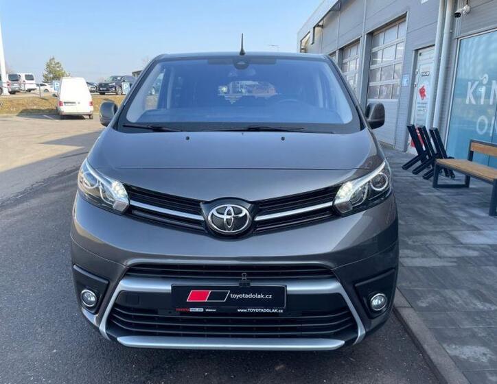 Toyota ProAce Verso 2