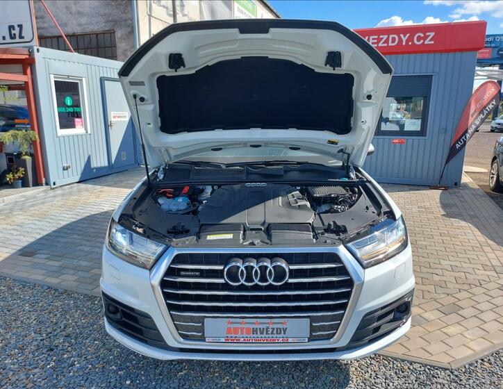 Audi Q7 56