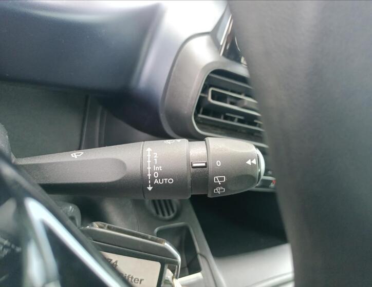 Peugeot Rifter 21