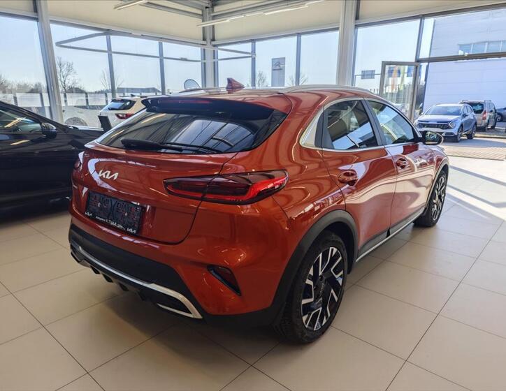 KIA XCeed 5