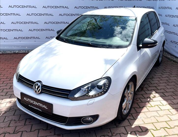 Volkswagen Golf 8