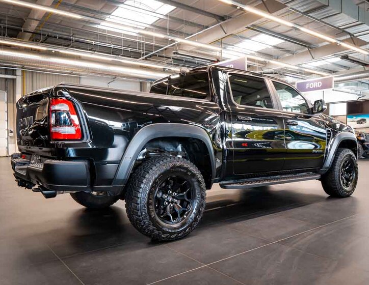 Dodge RAM 5