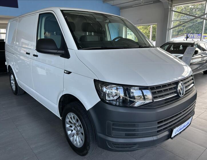 Volkswagen Transporter 1