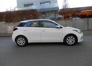 Hyundai i20 10