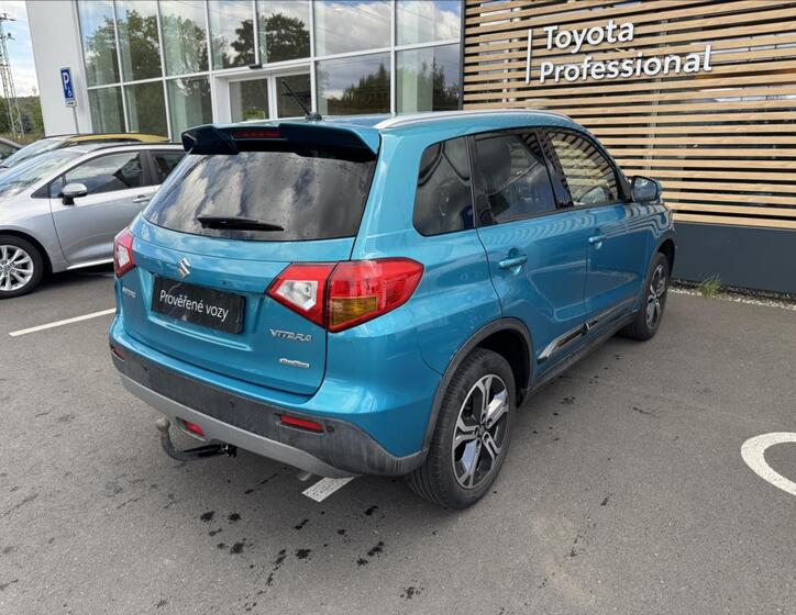 Suzuki Vitara 2