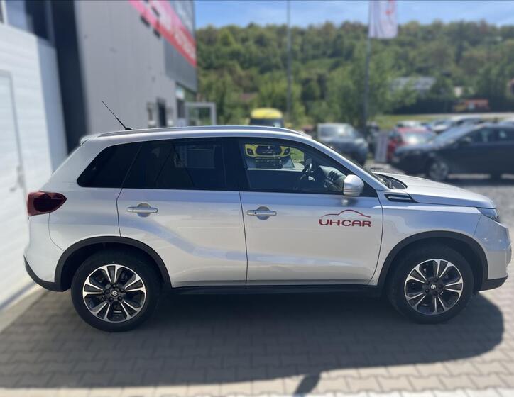 Suzuki Vitara 5