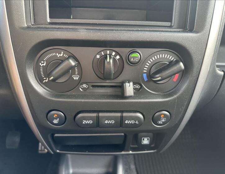 Suzuki Jimny 18