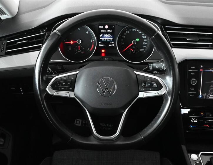 Volkswagen Passat 16